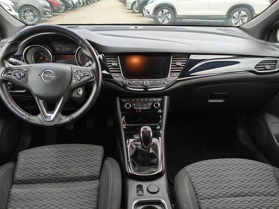 Opel Astra 1.4T Dynamic