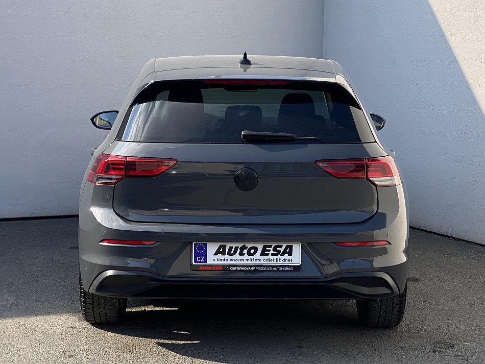 Volkswagen Golf 1.5TSi Life