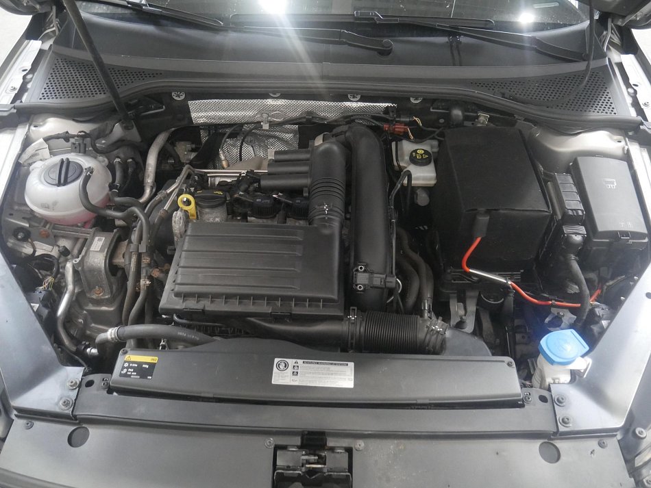 Volkswagen Passat 1.4 TSi Highline