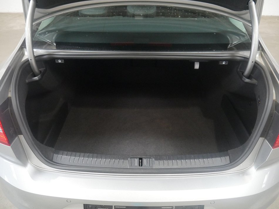 Volkswagen Passat 1.4 TSi Highline