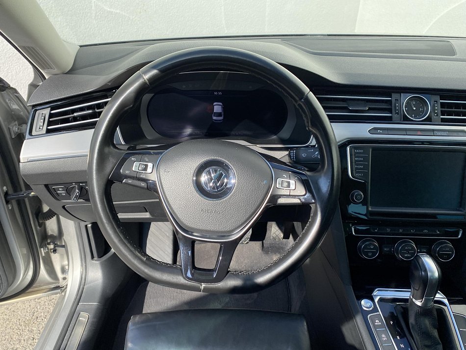 Volkswagen Passat 2.0TDi Highline