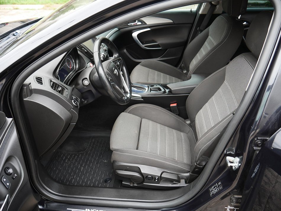 Opel Insignia 2.0 CDTi 