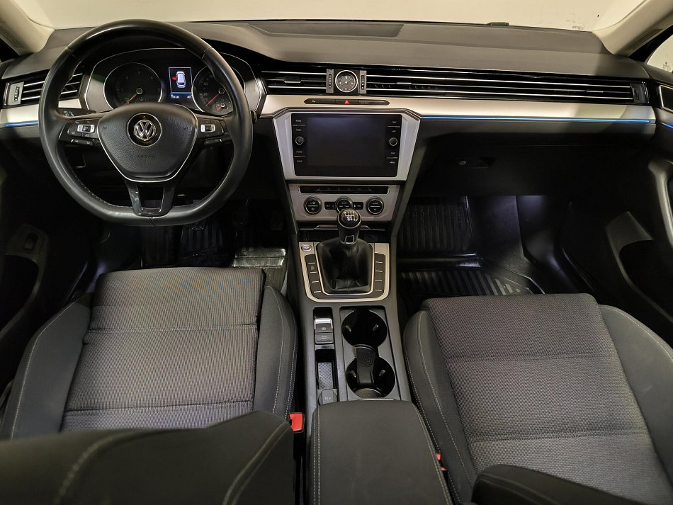 Volkswagen Passat 1.6 TDi 