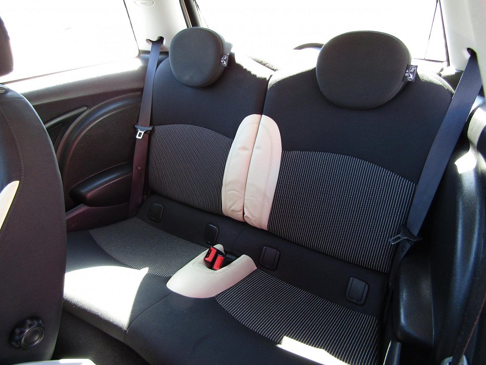 Mini Cooper 1.6i 