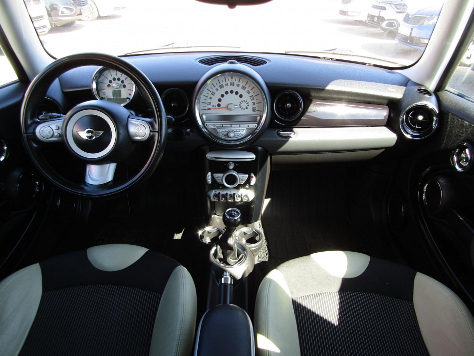 Mini Cooper 1.6i 