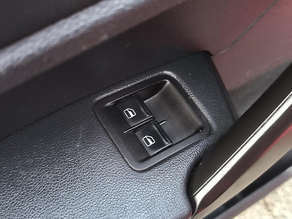 Volkswagen Caddy 1.4TGi  MAXi DÍLNA