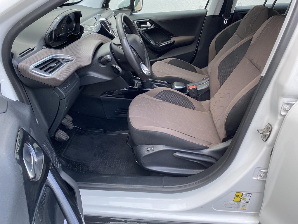 Peugeot 2008 1.2PT Active