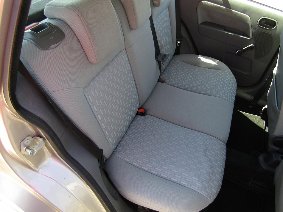 Ford Fusion 1.4i 