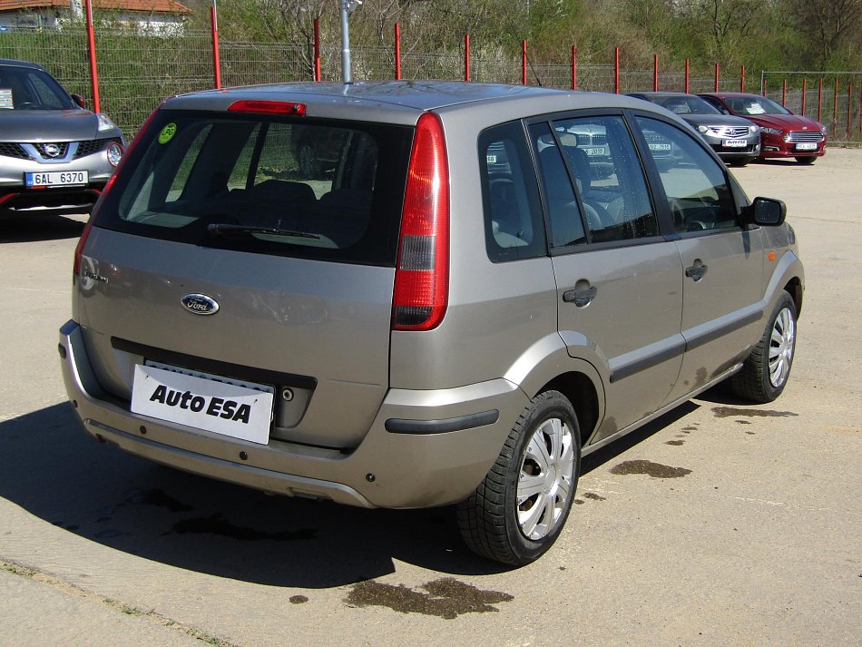 Ford Fusion 1.4i 