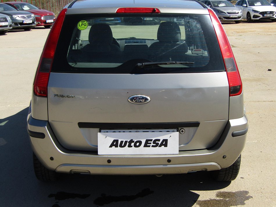 Ford Fusion 1.4i 