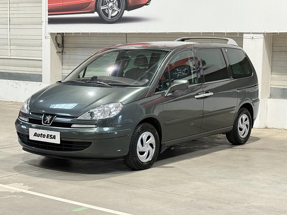 Peugeot 807 2.2HDi 