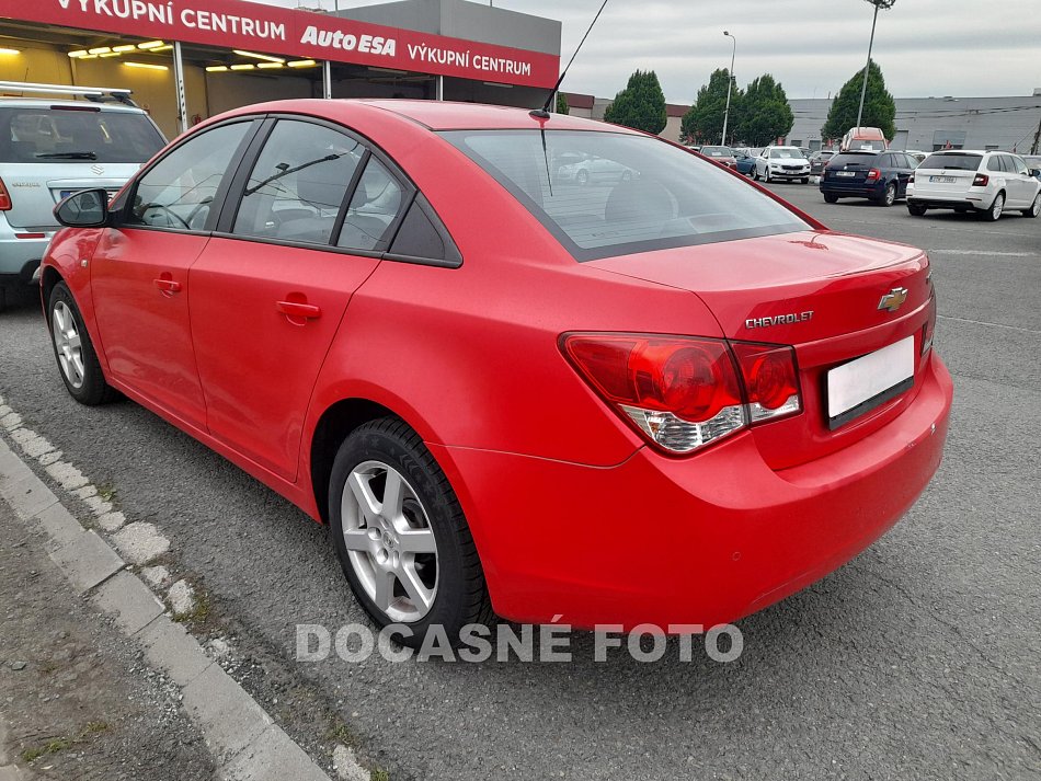 Chevrolet Cruze 1.6i 