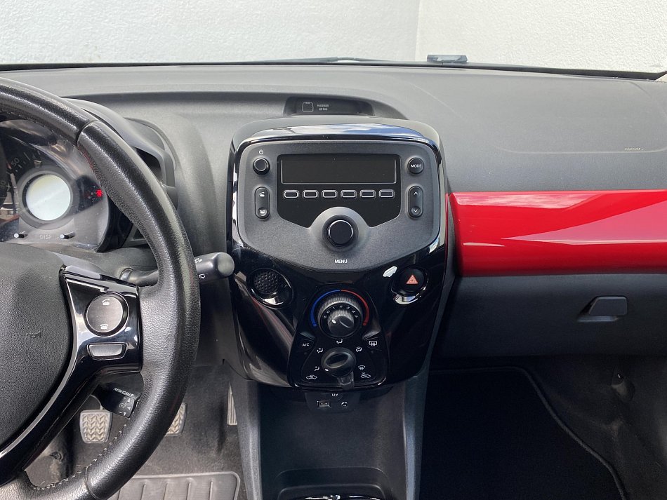 Peugeot 108 1.2PT 