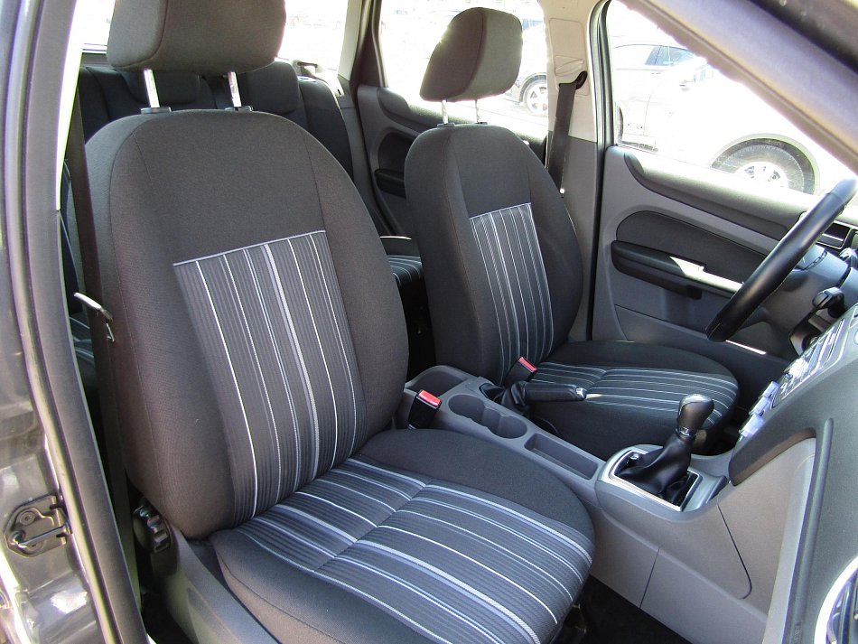 Ford Focus 1.8i 