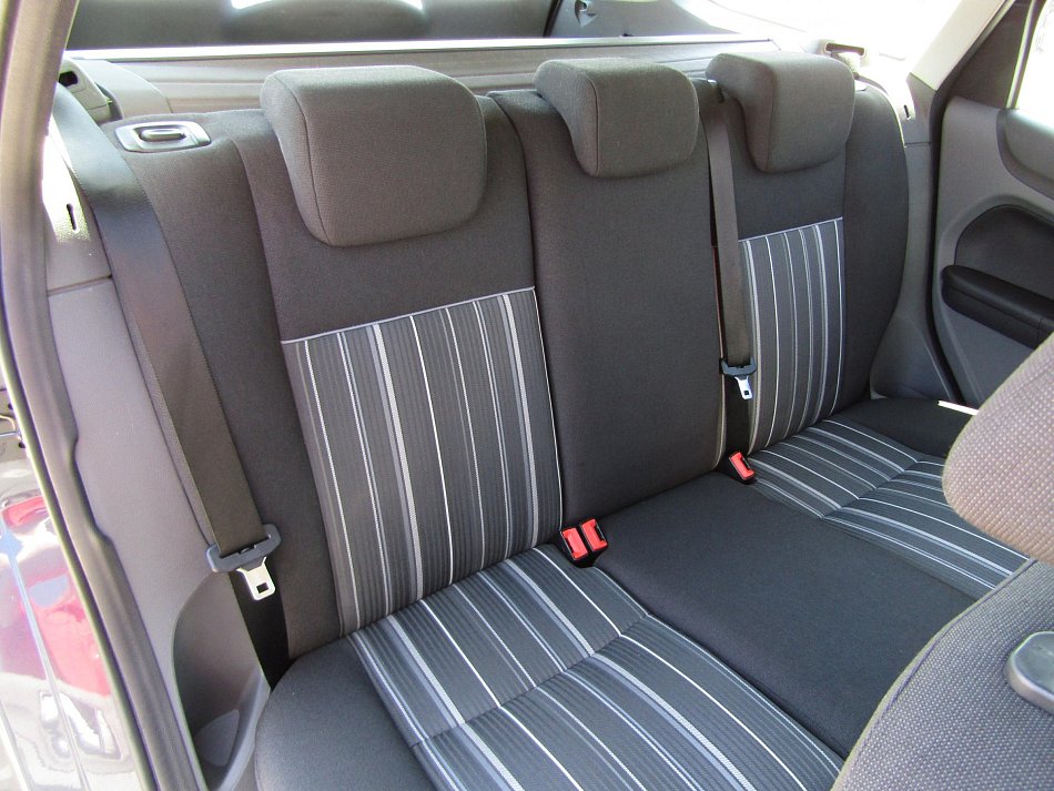 Ford Focus 1.8i 