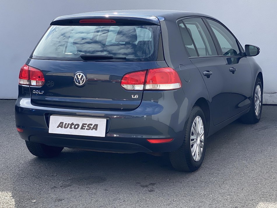 Volkswagen Golf 1.6 Trendline