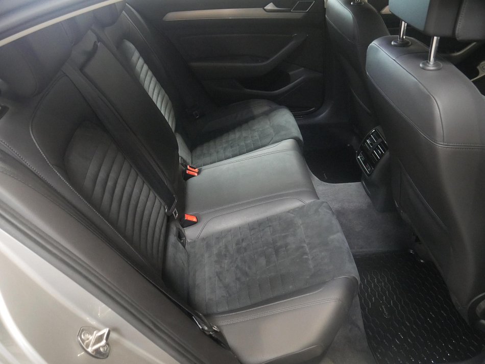 Volkswagen Passat 1.4 TSi Highline