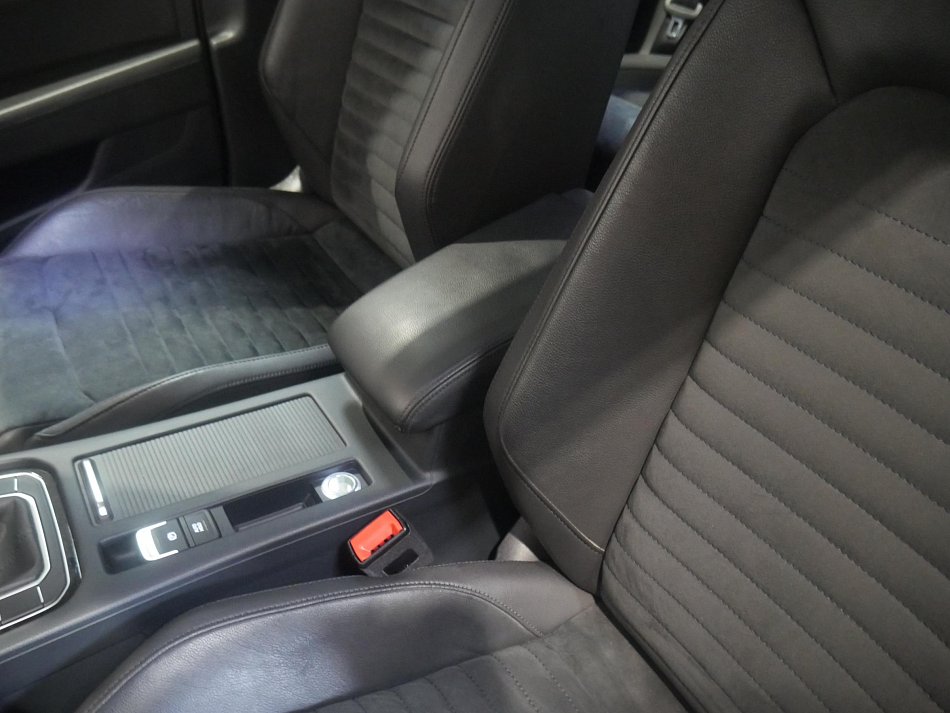 Volkswagen Passat 1.4 TSi Highline