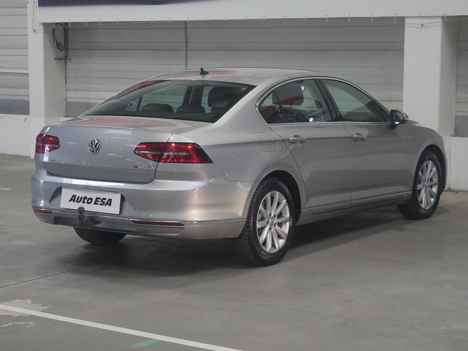 Volkswagen Passat 1.4 TSi Highline