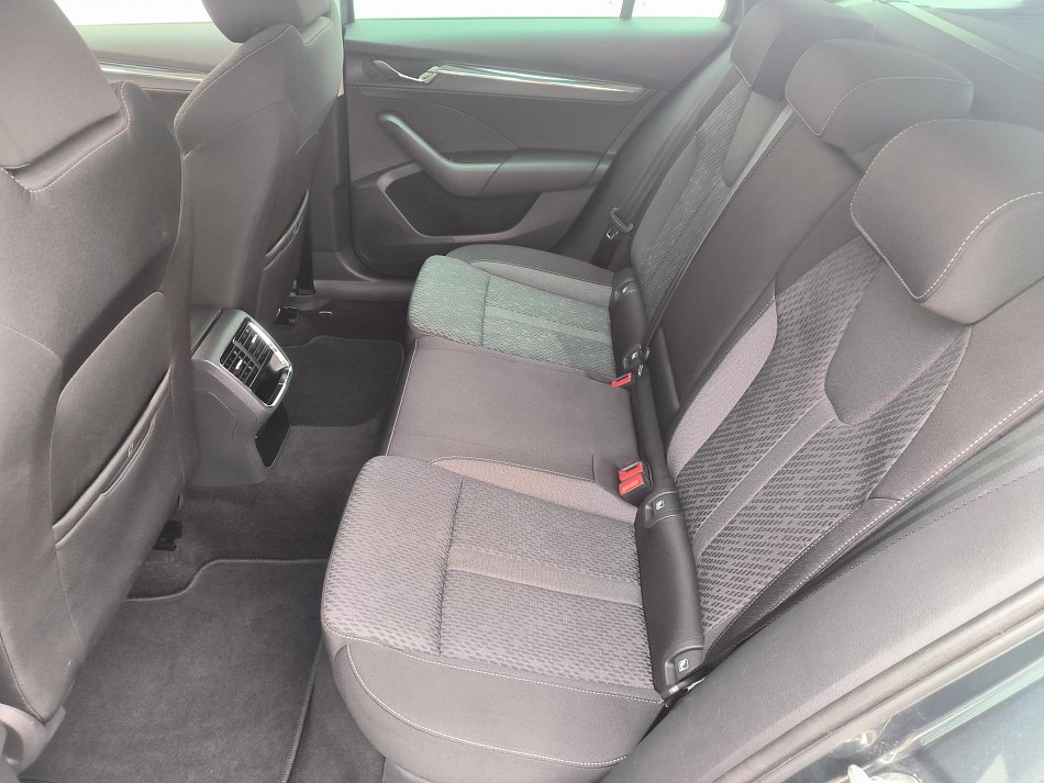 Škoda Octavia IV 2.0 TDi Style