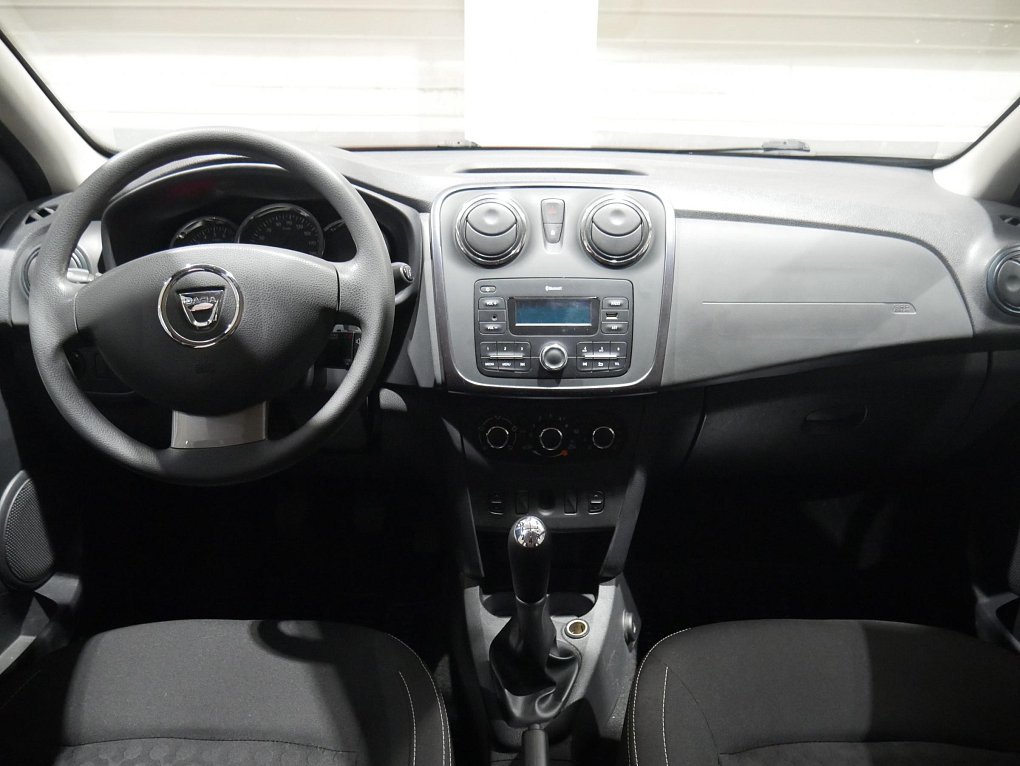 Dacia Sandero 1.2i 