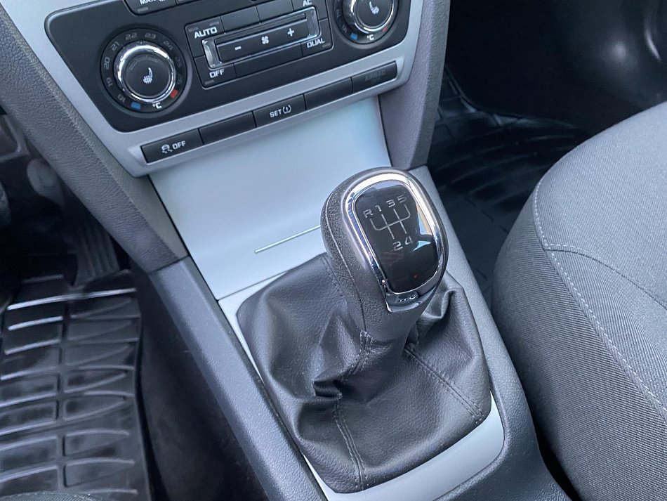 Škoda Octavia II 1.6 TDi Style