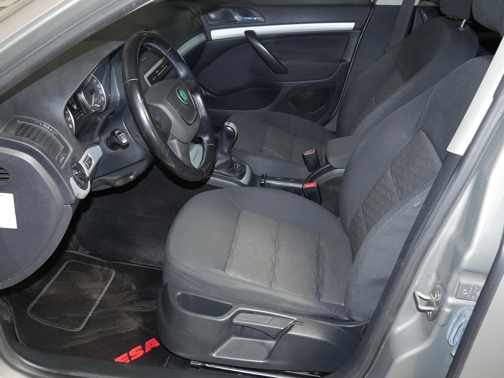 Škoda Octavia II 1.9 TDi  4x4