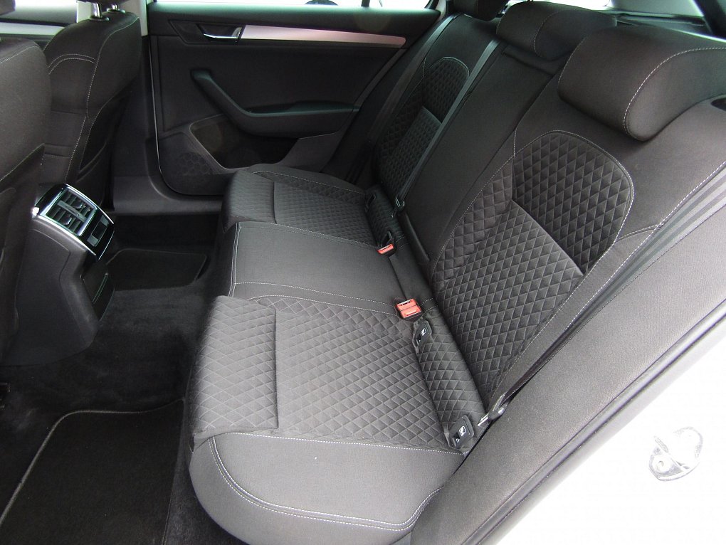 Škoda Superb 2.0 TDi Style