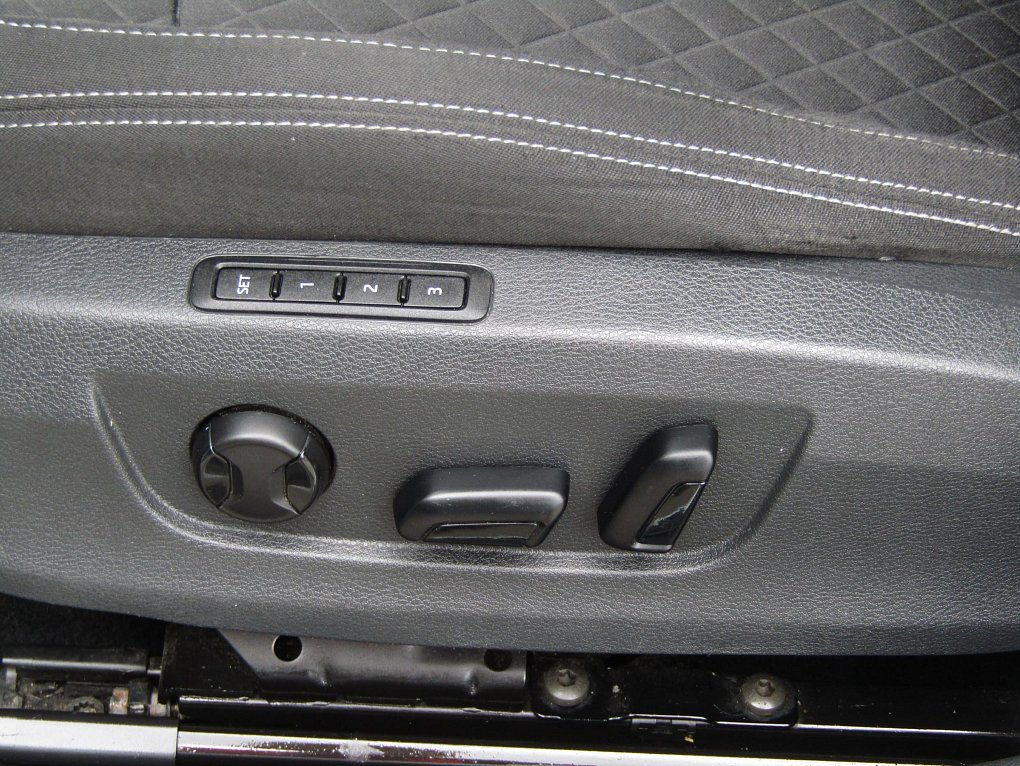 Škoda Superb 2.0 TDi Style
