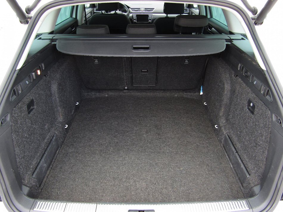 Škoda Superb 2.0 TDi Style