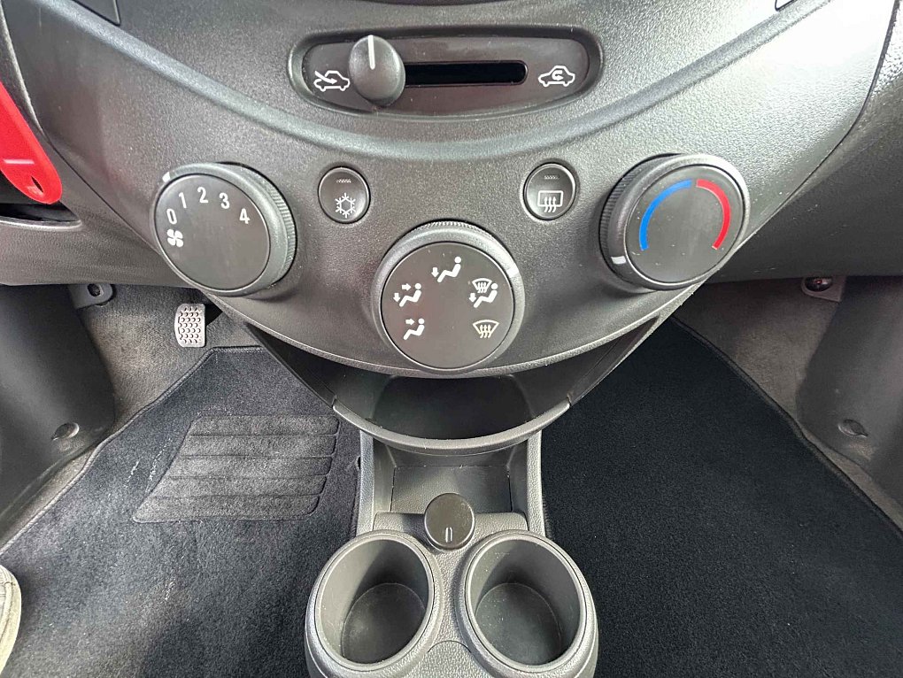 Chevrolet Spark 1.0i 
