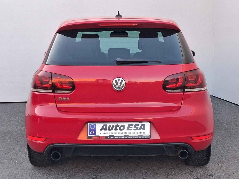 Volkswagen Golf 2.0 TSi GTi Adidas
