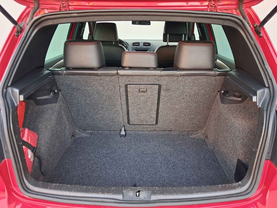 Volkswagen Golf 2.0 TSi GTi Adidas