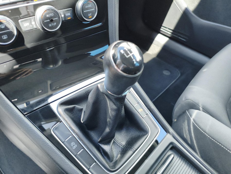 Volkswagen Golf 1.4 TSi Highline