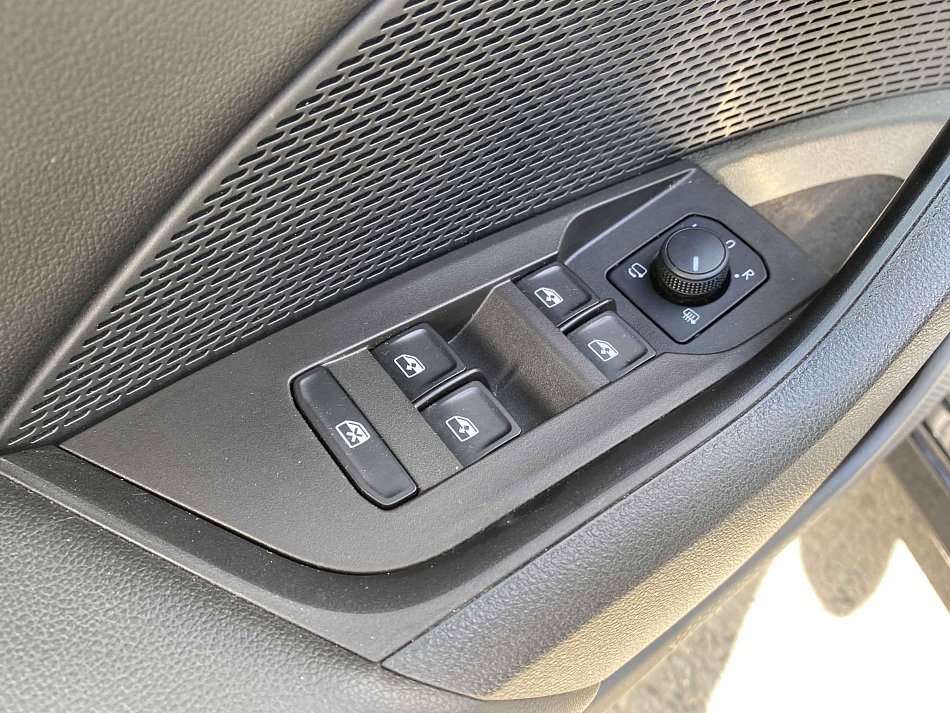Škoda Octavia IV 2.0 TSi SportLine 4x4