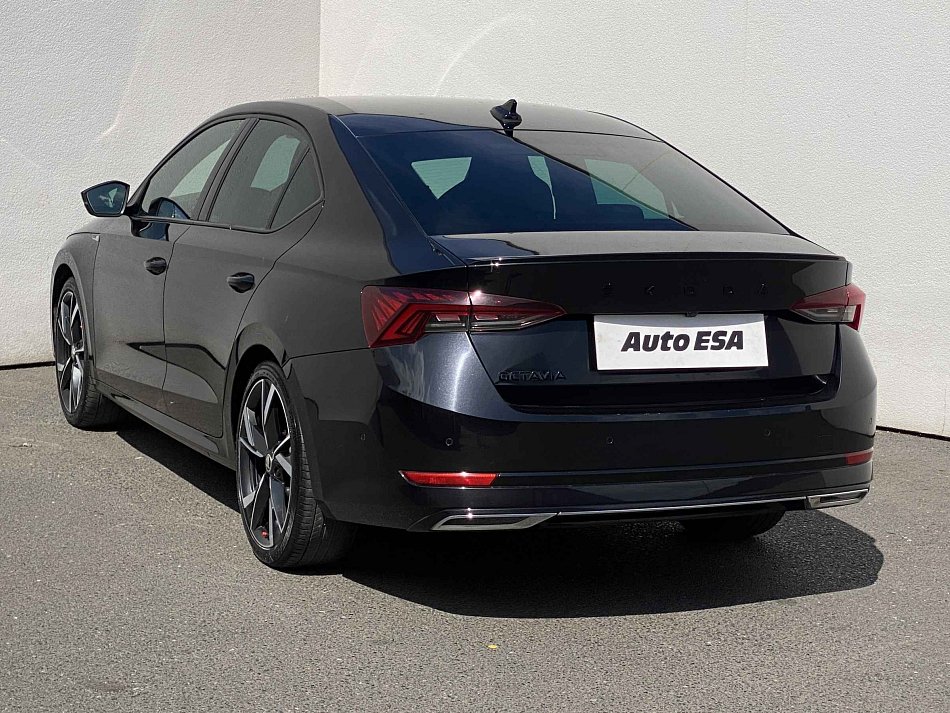 Škoda Octavia IV 2.0 TSi SportLine 4x4