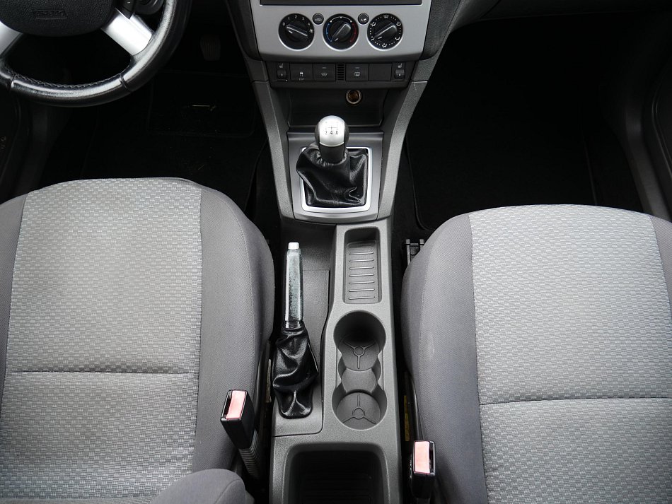 Ford Focus 1.4 16V 