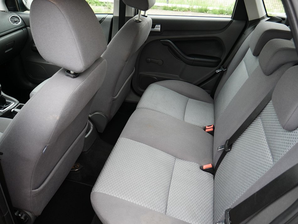 Ford Focus 1.4 16V 