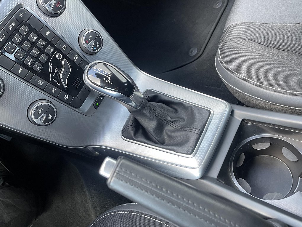 Volvo V40 1.5 T3 Momentum