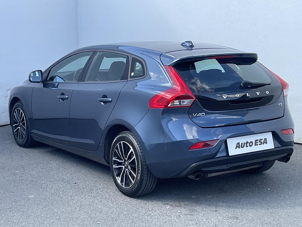 Volvo V40 1.5 T3 Momentum