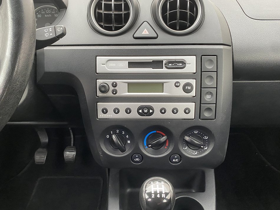 Ford Fiesta 1.3i 