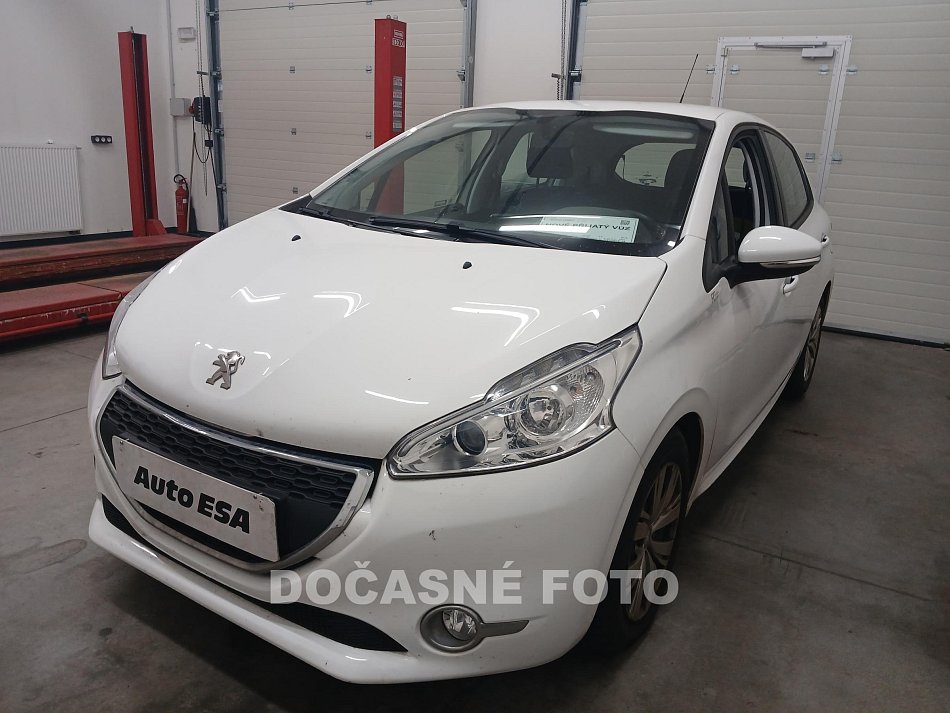 Peugeot 208 1.2 