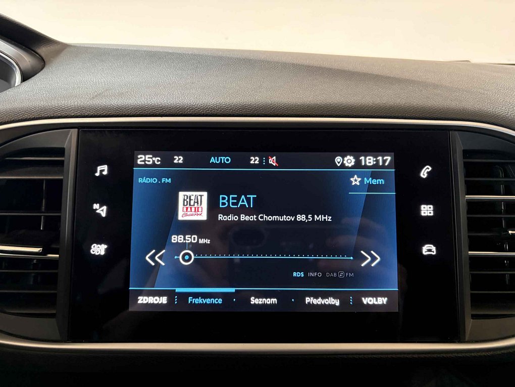 Peugeot 308 1.5 HDi 