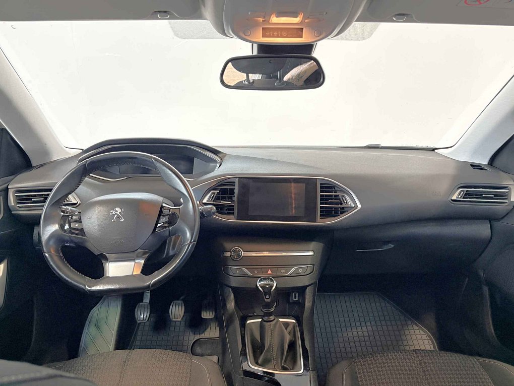 Peugeot 308 1.5 HDi 