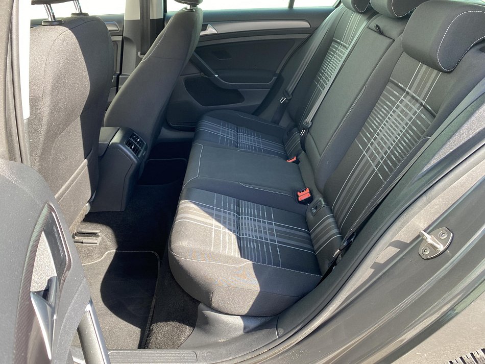 Volkswagen Golf 1.2 TSi Lounge