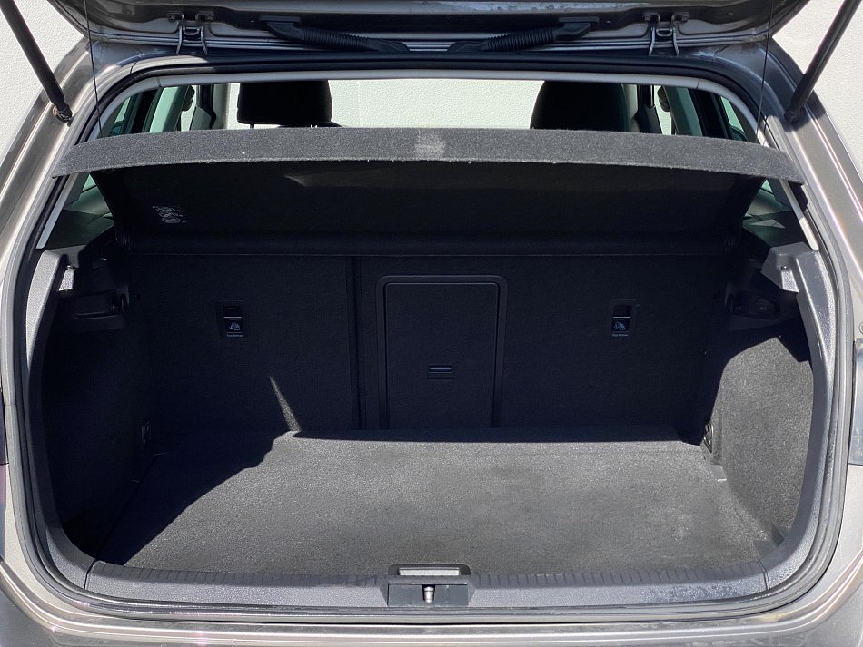 Volkswagen Golf 1.2 TSi Lounge