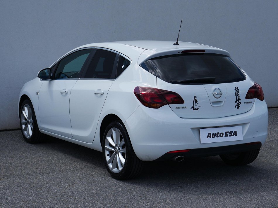 Opel Astra 1.4 T 