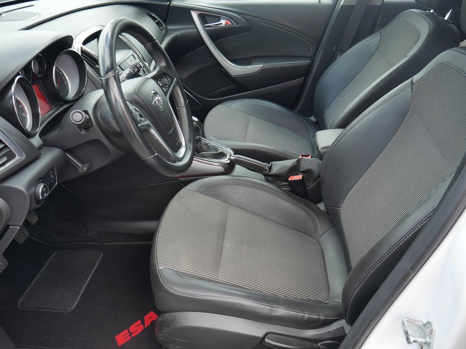 Opel Astra 1.4 T 