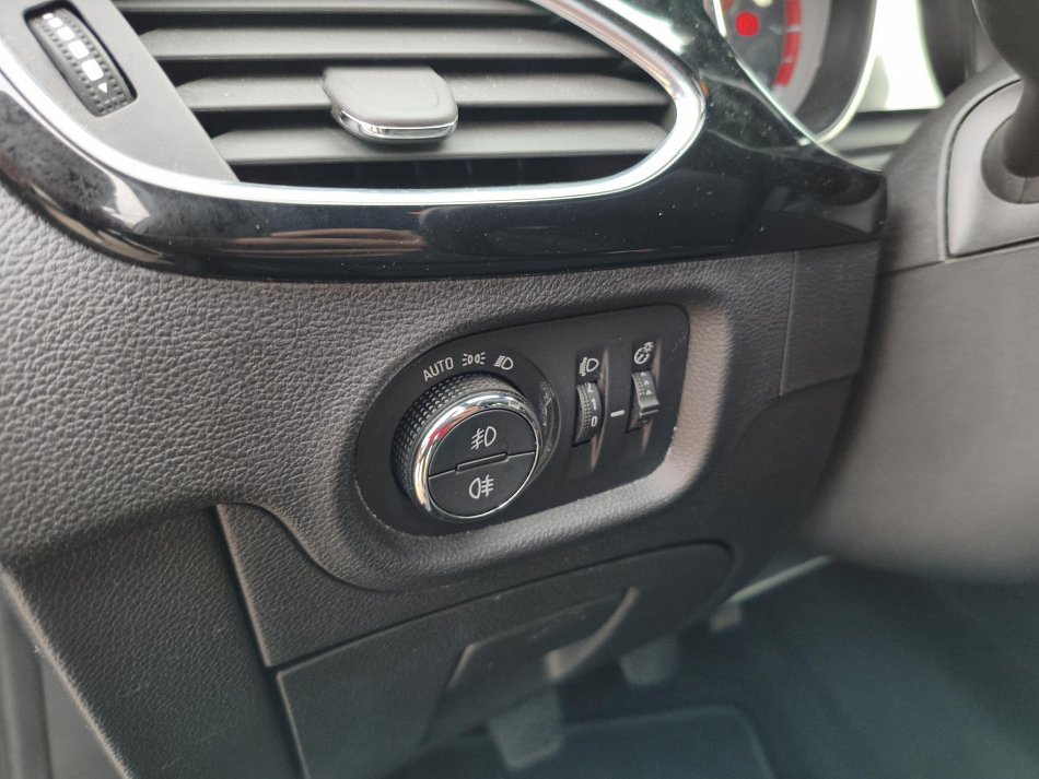 Opel Astra 1.4T Dynamic