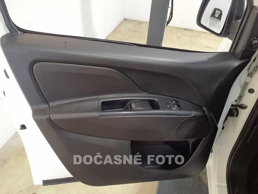 Fiat Dobló cargo 1.4T CNG  DÍLNA